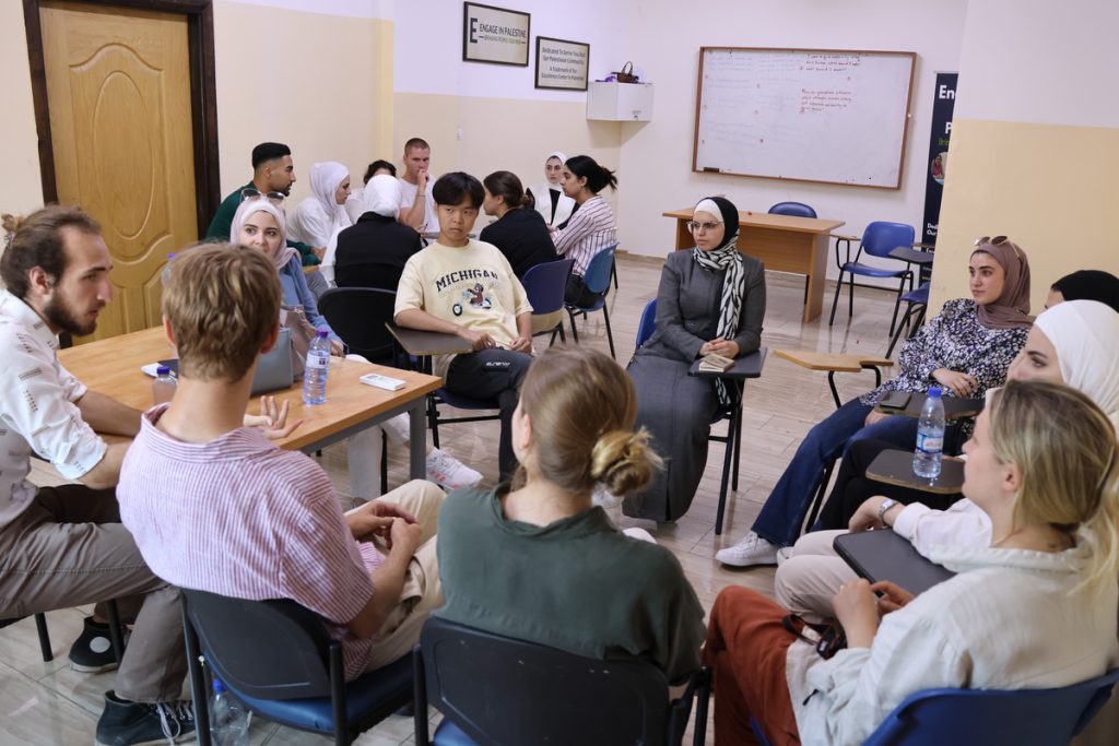 Volunteer Programs for English Speakers in Jordan