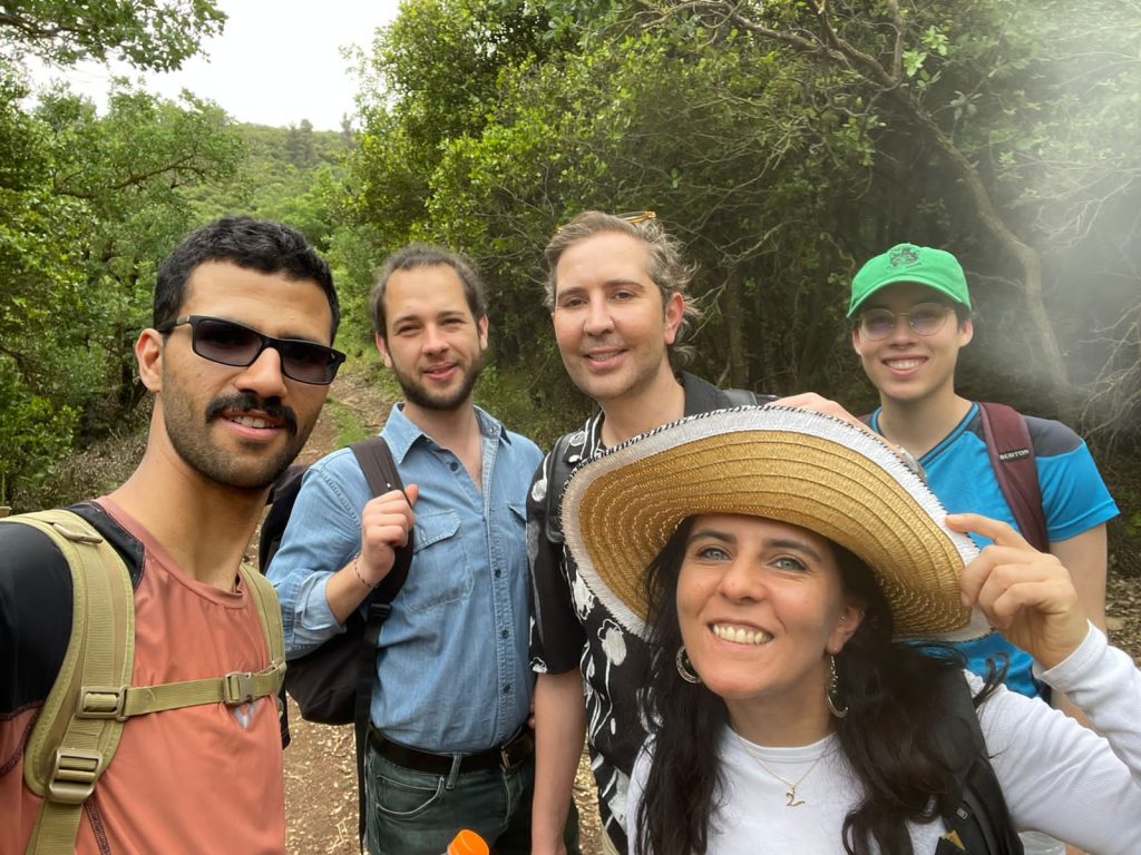 Volunteer With Jordanian Children