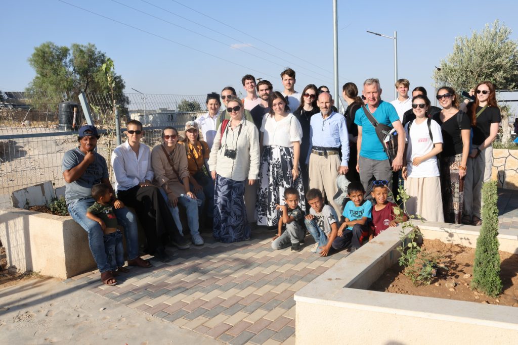Volunteer With Refugees In Jordan Program